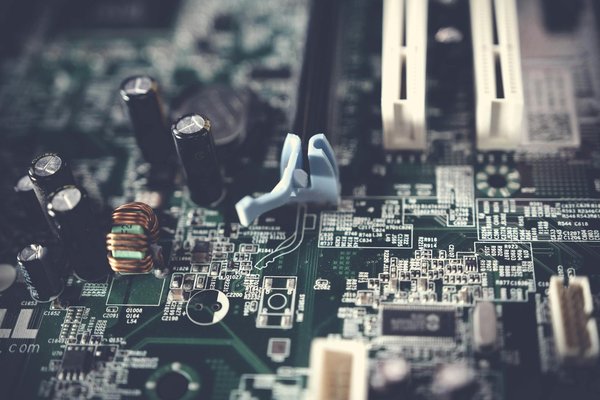How is UK computing hardware influencing the evolution of digital media?