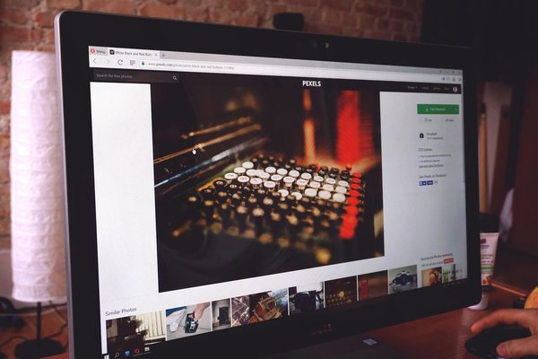 How do smartphones facilitate smart home technology adoption in the UK?